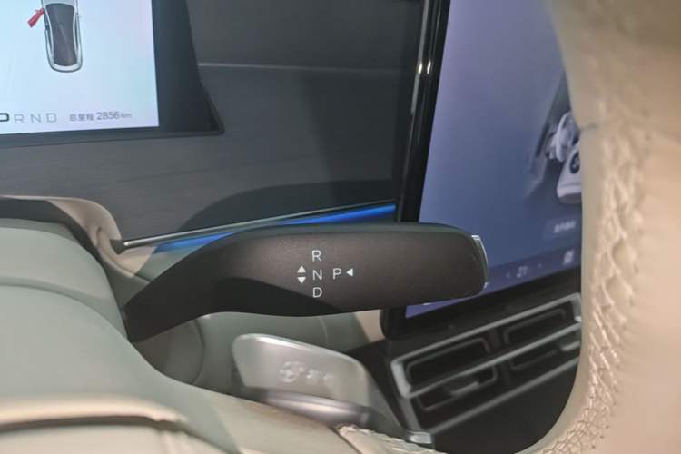 Used BYD Han L 2025 DM-i 200km LiDAR Flagship Model Gear Lever