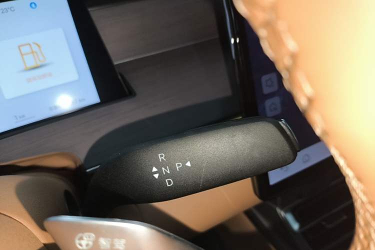 Used BYD Han L 2025 DM-p Four-Wheel-Drive LiDAR Flagship Model Gear Lever