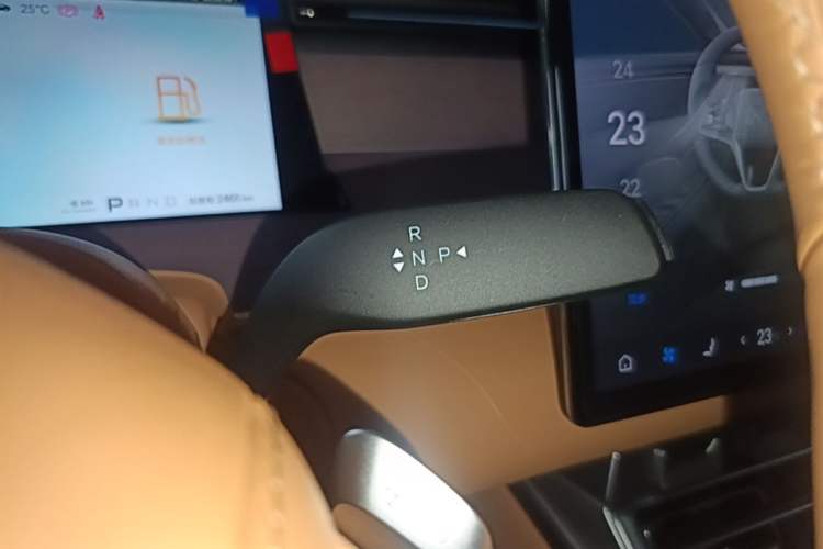 Used BYD Han L 2025 DM-p Four-Wheel-Drive LiDAR Flagship Model Gear Lever