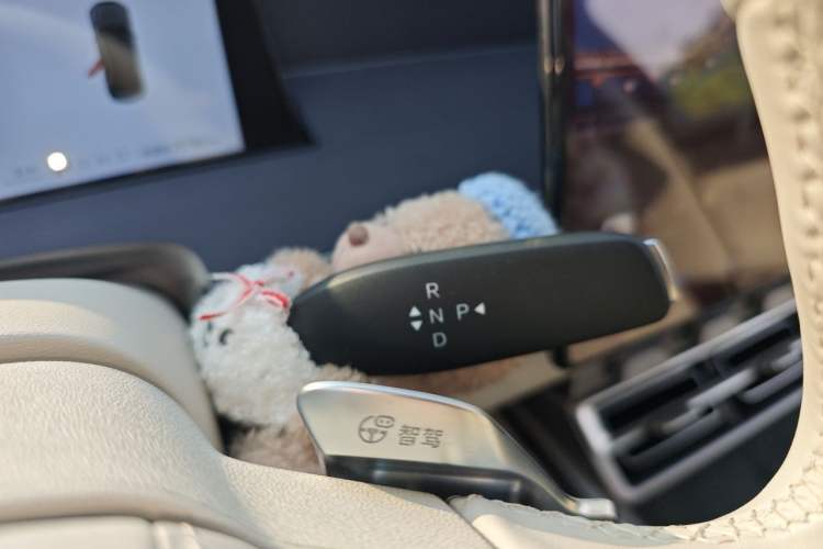 Used BYD Han L 2025 DM-i 200km LiDAR Flagship Model Gear Lever