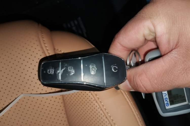 Used BYD Han L 2025 EV 701KM LiDAR Deluxe Edition Interior 1