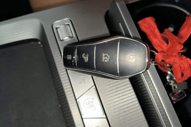Used BYD Han L 2025 DM-p Four-Wheel-Drive LiDAR Flagship Model Interior 1