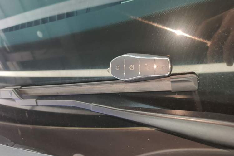 Used BYD Han L 2025 DM-p Four-Wheel-Drive LiDAR Flagship Model Interior 1
