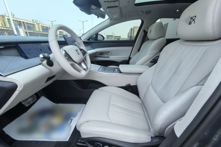 Used BYD Han L 2025 EV 701 km LiDAR Flagship Edition Interior 1