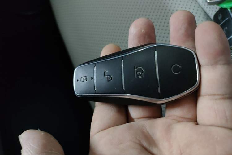 Used BYD Han L 2025 DM-i 200km LiDAR Flagship Model Interior 1