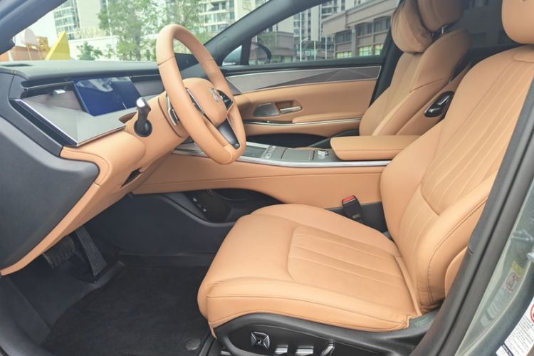 Used BYD Han L 2025 EV 701 km LiDAR Flagship Edition Interior 2