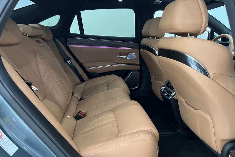 Used BYD Han L 2025 DM-p Four-Wheel-Drive LiDAR Flagship Model Interior 3