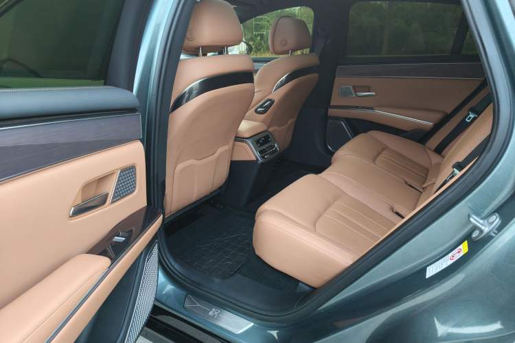 Used BYD Han L 2025 DM-p Four-Wheel-Drive LiDAR Flagship Model Interior 5