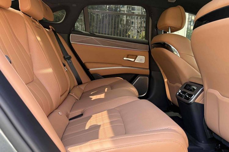 Used BYD Han L 2025 DM-p Four-Wheel-Drive LiDAR Flagship Model Interior 6