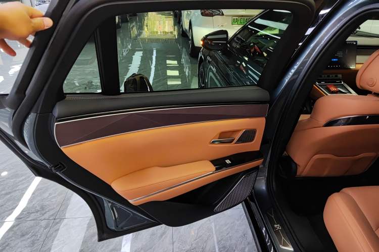 Used BYD Han L 2025 DM-p Four-Wheel-Drive LiDAR Flagship Model Interior 8
