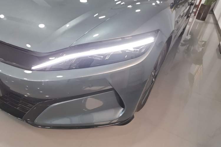 Used BYD Han L 2025 DM-i 200km LiDAR Flagship Model Left Front Headlight