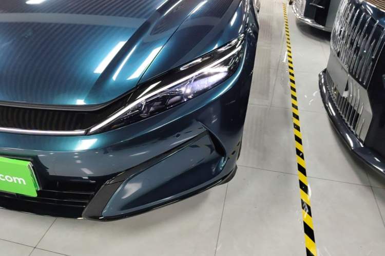 Used BYD Han L 2025 EV 701 km LiDAR Flagship Edition Left Front Headlight