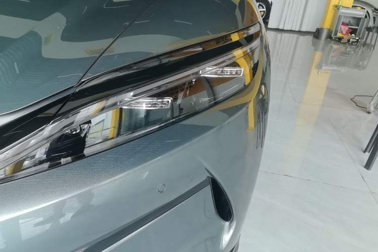 Used BYD Han L 2025 DM-p Four-Wheel-Drive LiDAR Flagship Model Left Front Headlight