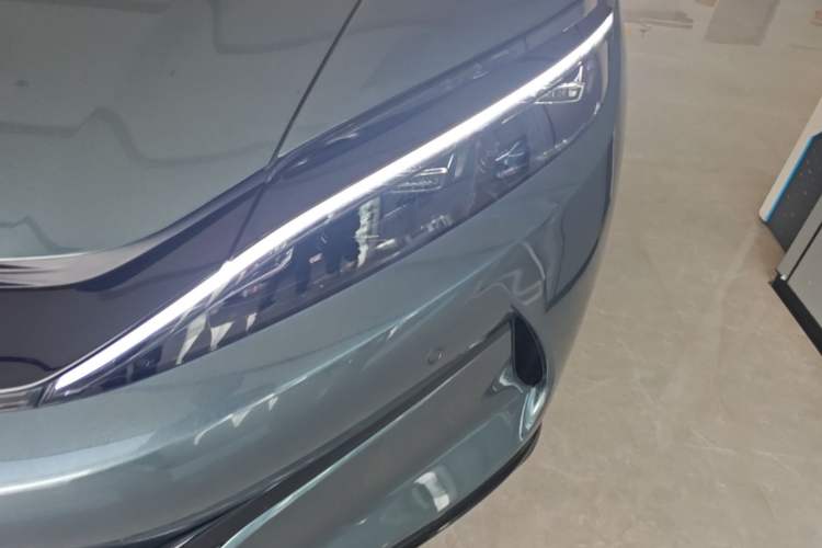 Used BYD Han L 2025 DM-p Four-Wheel-Drive LiDAR Flagship Model Left Front Headlight