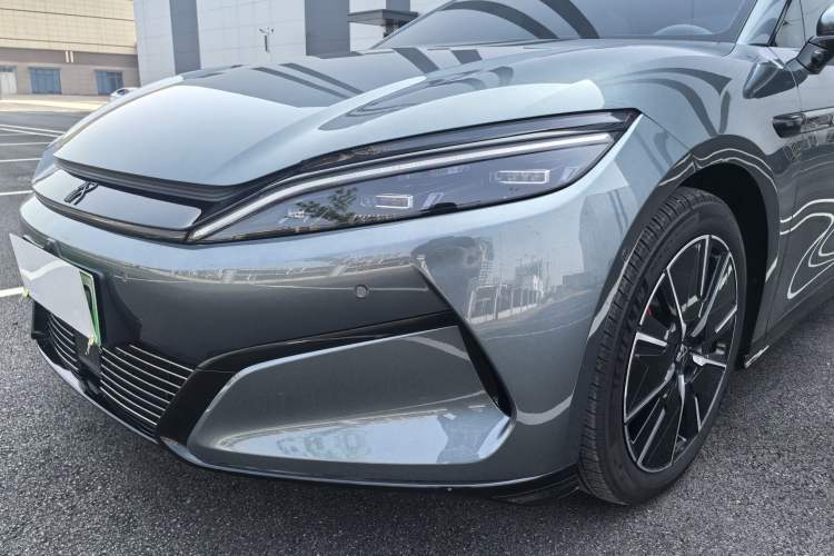 Used BYD Han L 2025 EV 701 km LiDAR Flagship Edition Left Front Headlight