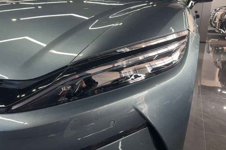 Used BYD Han L 2025 DM-p Four-Wheel-Drive LiDAR Flagship Model Left Front Headlight