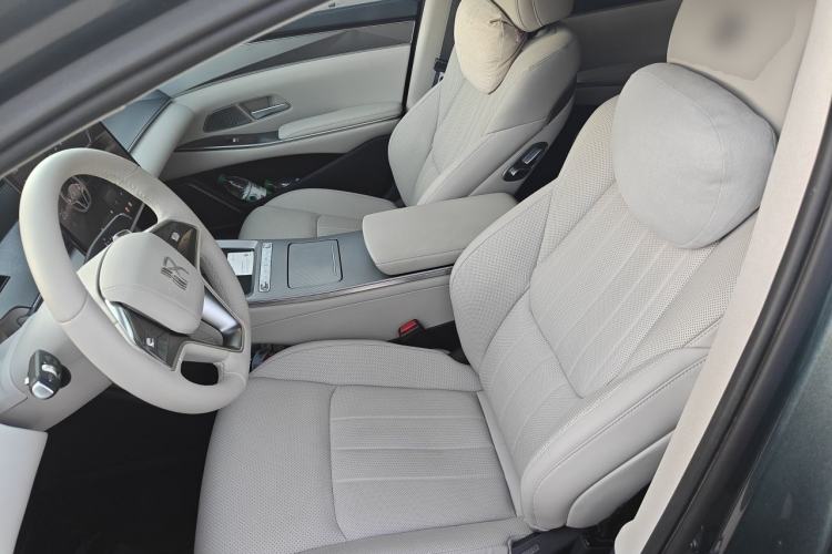 Used BYD Han L 2025 EV 701KM LiDAR Deluxe Edition Left Front Seat