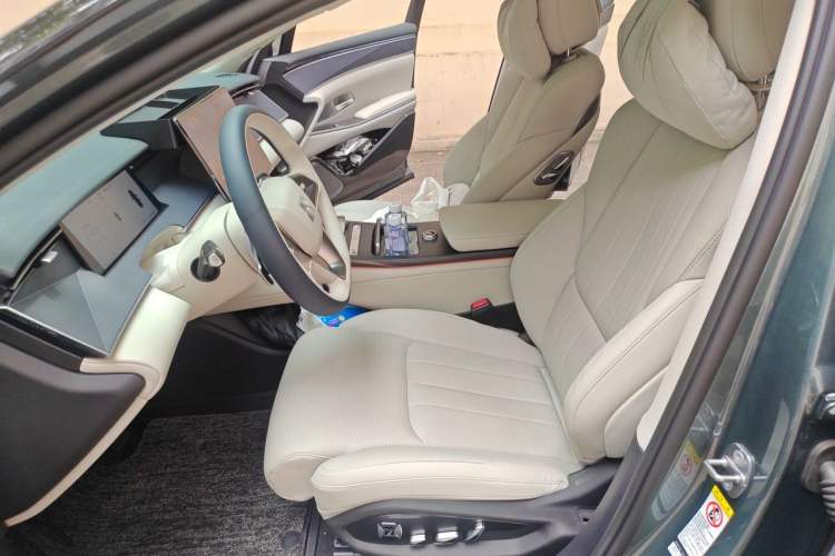 Used BYD Han L 2025 EV 701 km LiDAR Flagship Edition Left Front Seat
