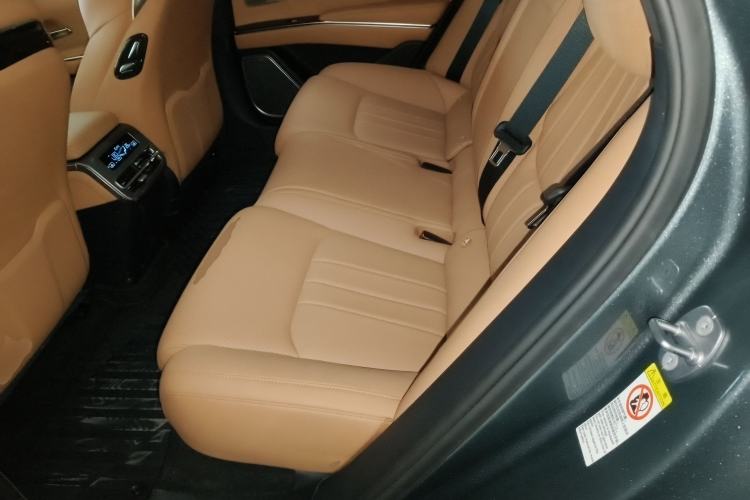 Used BYD Han L 2025 EV 701KM LiDAR Deluxe Edition Left Rear Seat