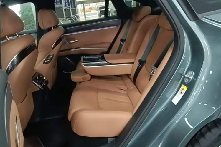 Used BYD Han L 2025 DM-p Four-Wheel-Drive LiDAR Flagship Model Left Rear Seat