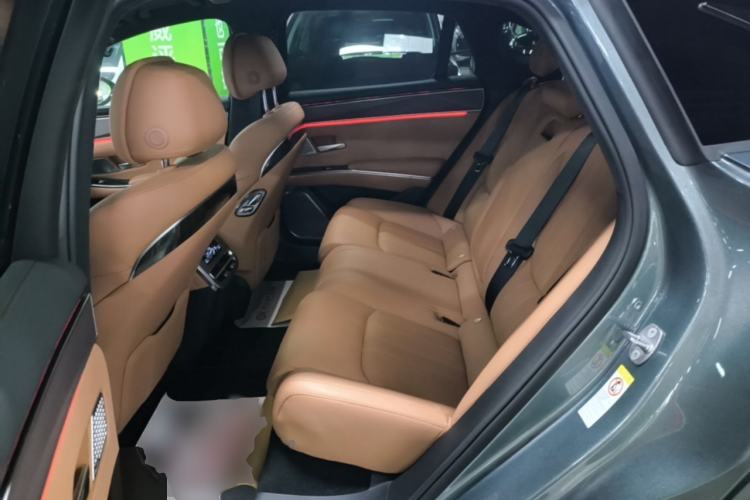 Used BYD Han L 2025 DM-p Four-Wheel-Drive LiDAR Flagship Model Left Rear Seat