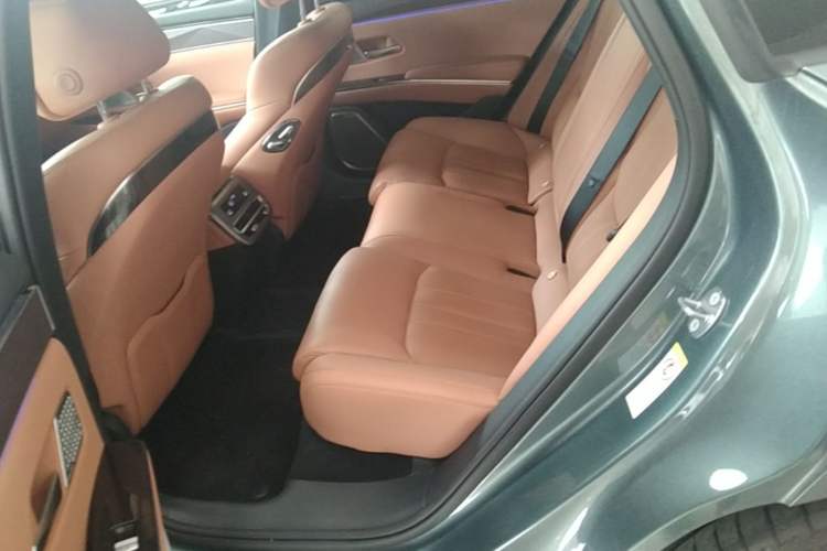 Used BYD Han L 2025 DM-p Four-Wheel-Drive LiDAR Flagship Model Left Rear Seat