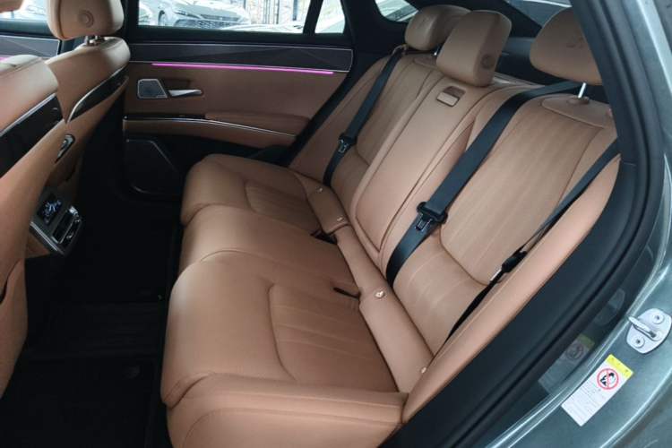 Used BYD Han L 2025 DM-p Four-Wheel-Drive LiDAR Flagship Model Left Rear Seat
