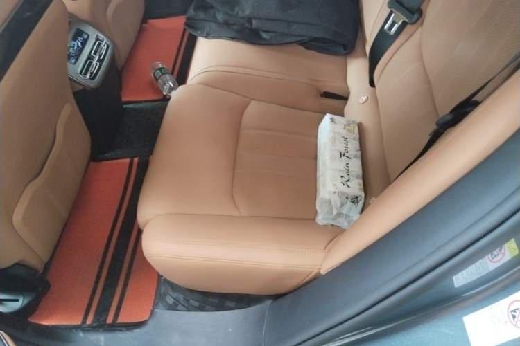 Used BYD Han L 2025 DM-i 200km LiDAR Flagship Model Left Rear Seat