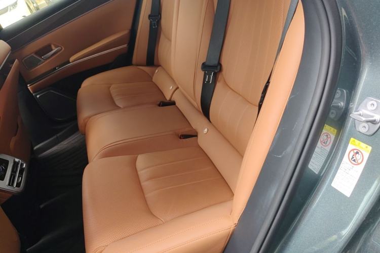 Used BYD Han L 2025 DM-p Four-Wheel-Drive LiDAR Flagship Model Left Rear Seat