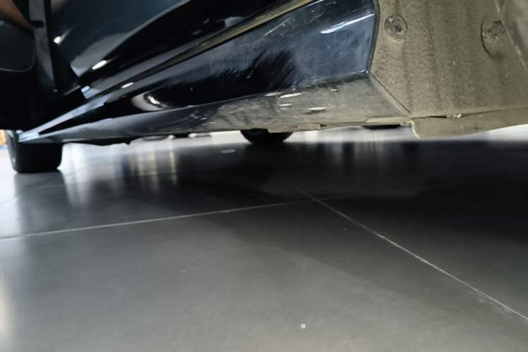 Used BYD Han L 2025 DM-p Four-Wheel-Drive LiDAR Flagship Model Left Side Sill