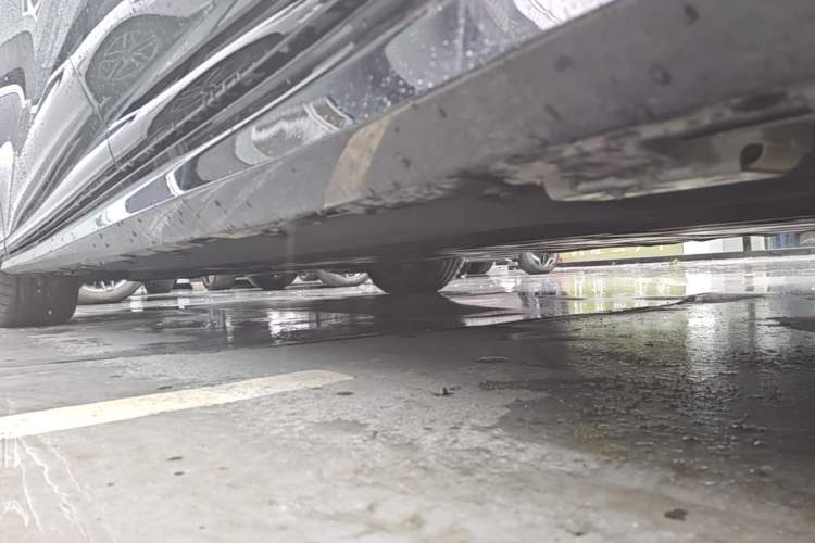 Used BYD Han L 2025 DM-i 200KM LiDAR Luxury Model Left Side Sill