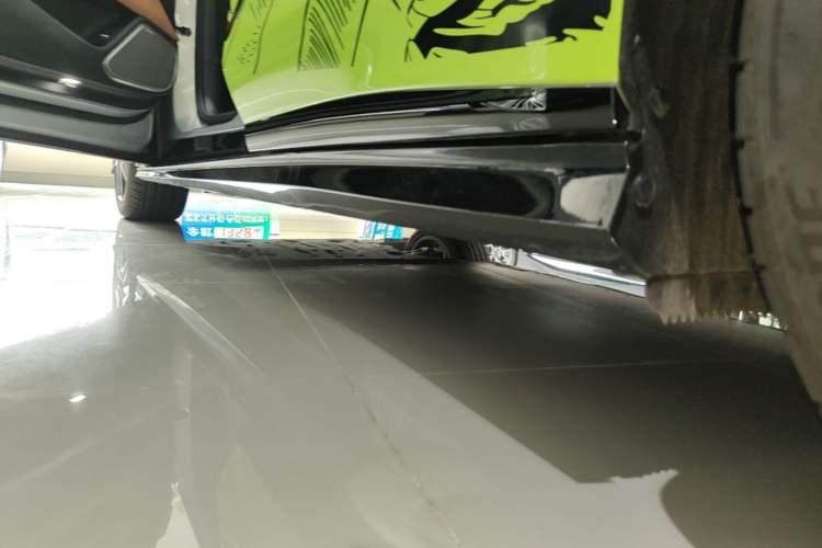 Used BYD Han L 2025 EV Four-Wheel Drive LiDAR Flagship Model Left Side Sill