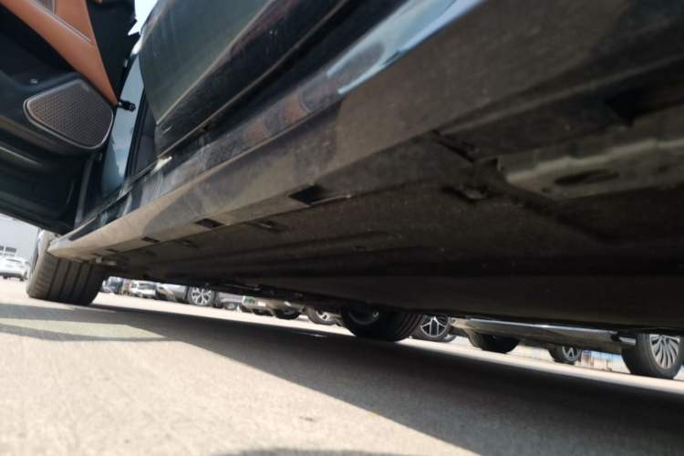 Used BYD Han L 2025 DM-p Four-Wheel-Drive LiDAR Flagship Model Left Side Sill