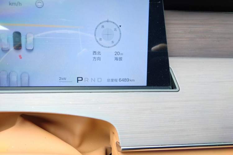 Used BYD Han L 2025 DM-p Four-Wheel-Drive LiDAR Flagship Model Odometer Close Up
