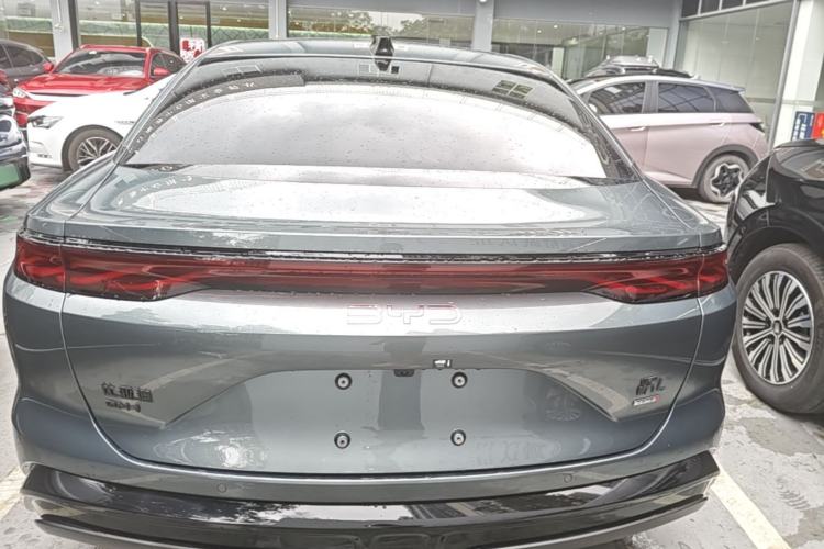 Used BYD Han L 2025 DM-i 200KM LiDAR Luxury Model Rear