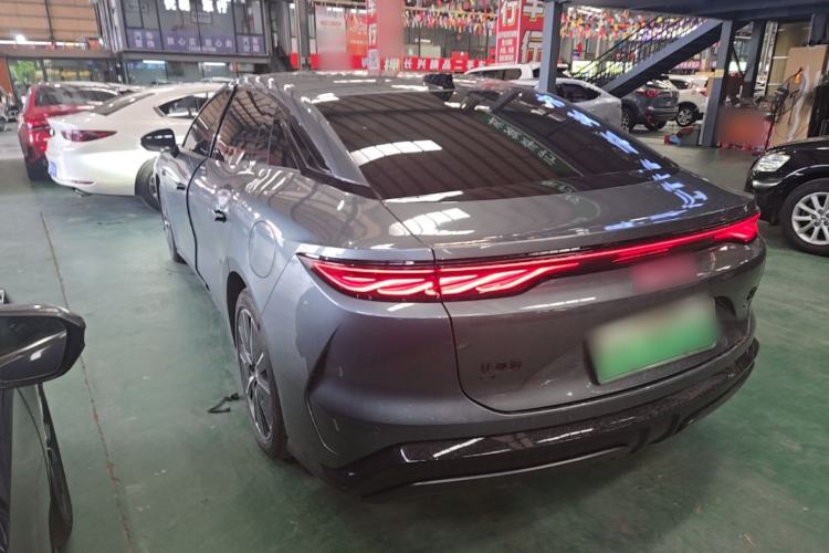 Used BYD Han L 2025 EV 701KM LiDAR Deluxe Edition Rear Left 45 Deg