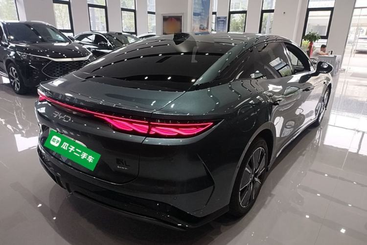 Used BYD Han L 2025 DM-i 200km LiDAR Flagship Model Rear Right 45 Deg