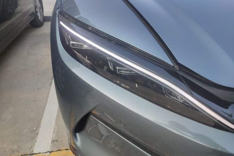 Used BYD Han L 2025 DM-p Four-Wheel-Drive LiDAR Flagship Model Right Front Headlight
