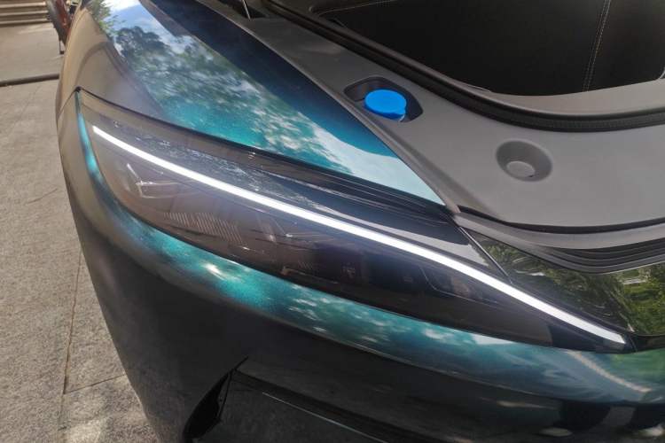 Used BYD Han L 2025 EV 701 km LiDAR Flagship Edition Right Front Headlight