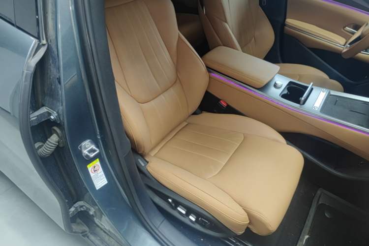 Used BYD Han L 2025 DM-p Four-Wheel-Drive LiDAR Flagship Model Right Front Seat