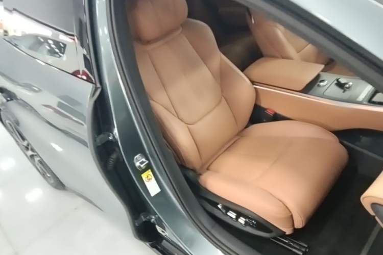 Used BYD Han L 2025 DM-p Four-Wheel-Drive LiDAR Flagship Model Right Front Seat
