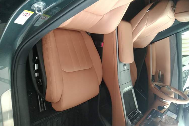 Used BYD Han L 2025 DM-p Four-Wheel-Drive LiDAR Flagship Model Right Front Seat