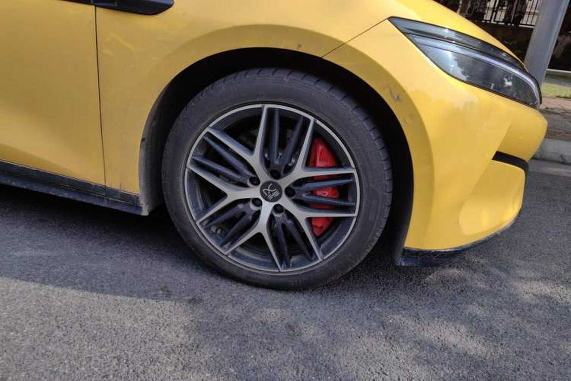 Used BYD Han L 2025 DM-p Four-Wheel-Drive LiDAR Flagship Model Right Front Wheel Hub
