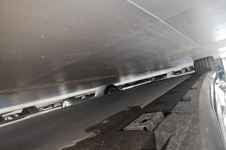 Used BYD Han L 2025 EV 701 km LiDAR Flagship Edition Right Side Sill