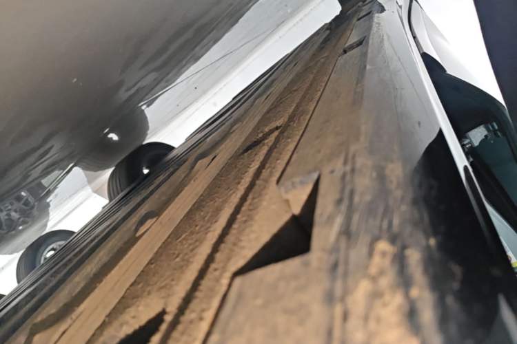Used BYD Han L 2025 EV 701KM LiDAR Deluxe Edition Right Side Sill