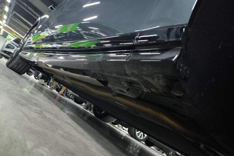 Used BYD Han L 2025 DM-p Four-Wheel-Drive LiDAR Flagship Model Right Side Sill