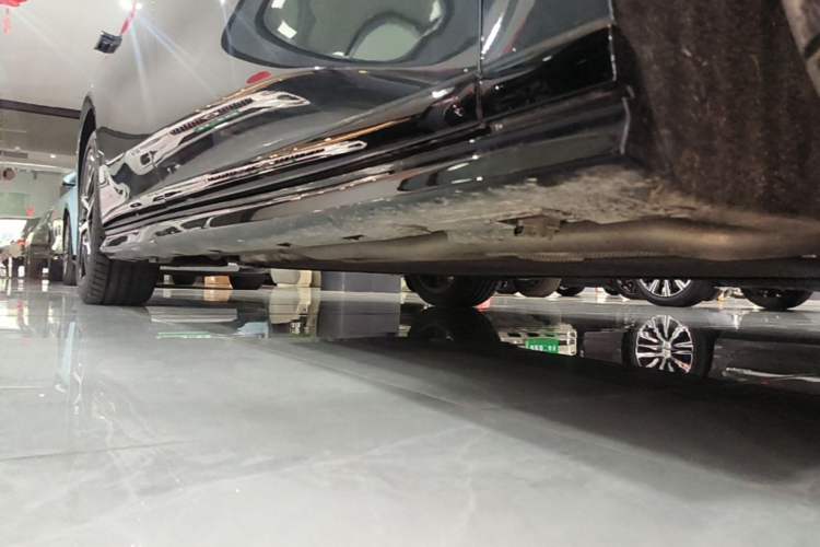 Used BYD Han L 2025 DM-p Four-Wheel-Drive LiDAR Flagship Model Right Side Sill