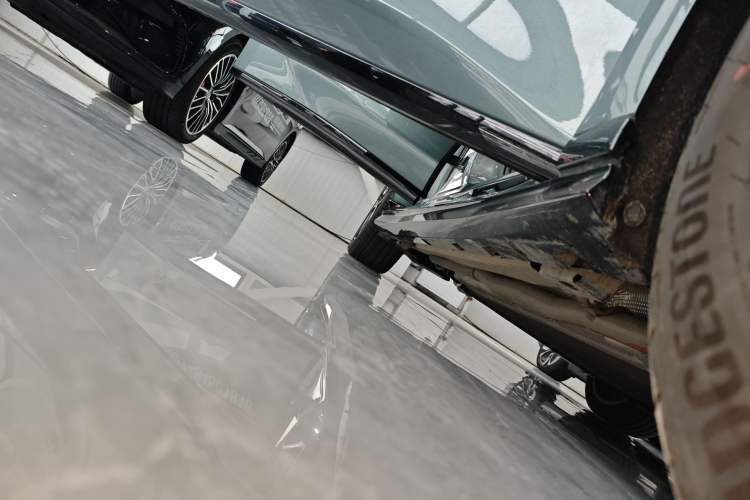 Used BYD Han L 2025 DM-p Four-Wheel-Drive LiDAR Flagship Model Right Side Sill