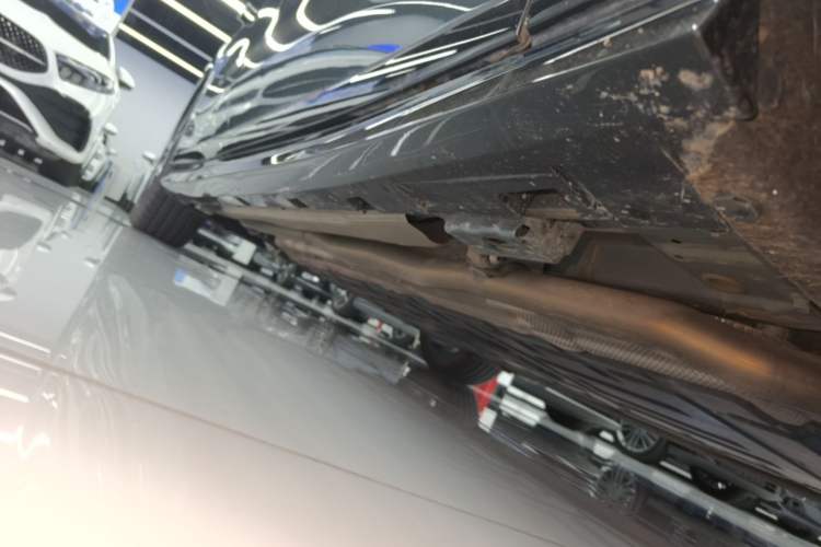 Used BYD Han L 2025 DM-p Four-Wheel-Drive LiDAR Flagship Model Right Side Sill