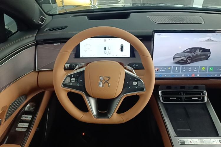 Used BYD Han L 2025 DM-p Four-Wheel-Drive LiDAR Flagship Model Steering Wheel
